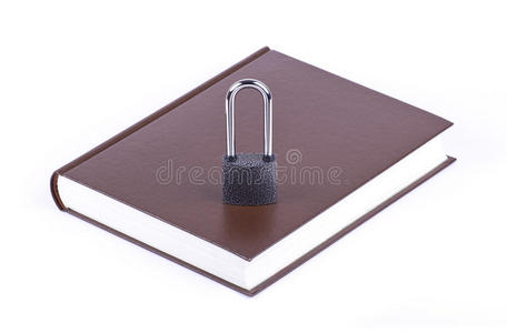 棕色的书和挂锁图片
