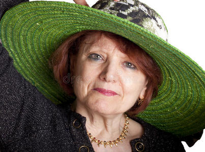 戴绿帽的老太太