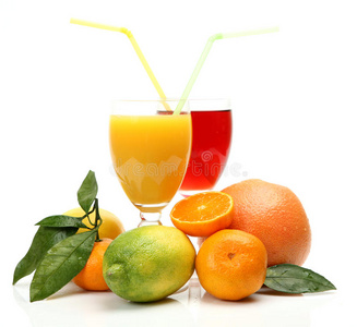成熟的水果和果汁