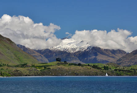 新西兰瓦纳卡湖风景区图片