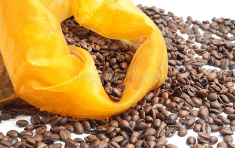 黄袋咖啡豆图片