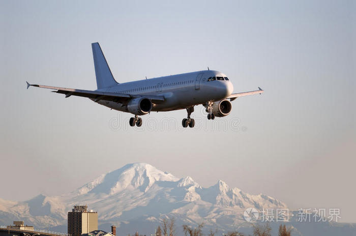 空客a320飞机在温哥华降落
