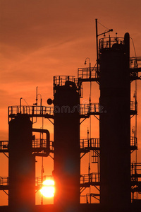 俄罗斯石油和天然气工业。炼油厂