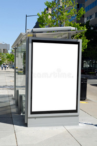 公共汽车站广告牌图片