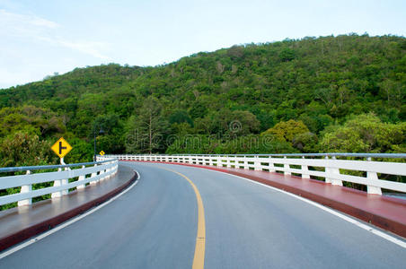 空旷的乡村公路