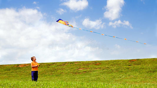 儿童放风筝
