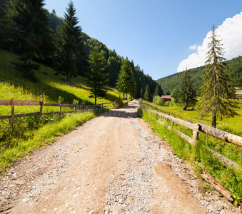 山林公路