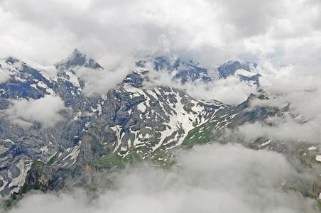 瑞士阿尔卑斯山。