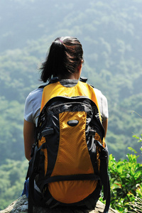 女登山者山顶