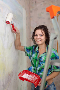 工人 梯子 修改 女人 修复 油漆工 女孩 滚筒 乐趣 房子