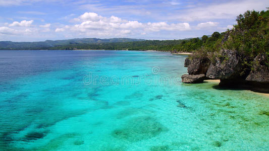 菲律宾西基约尔岛热带海岸