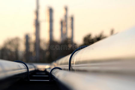 炼油厂管道连接