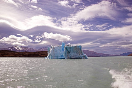 阿根廷阿根廷港湖乌普萨拉冰川的冰山