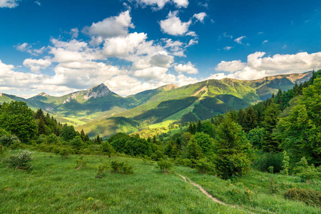 春时山水, 国家公园马拉 Fatra