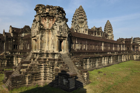 在暹粒吴哥窟寺庙收获柬埔寨