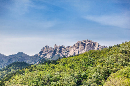 美丽的山景观的雪岳山国家公园，S