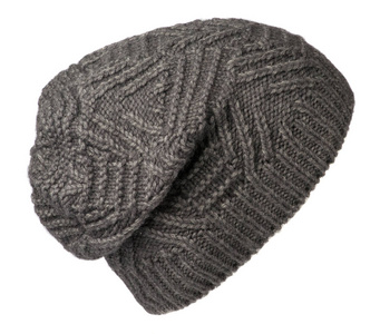 白色背景.knitted.gray 帽子上孤立的帽子