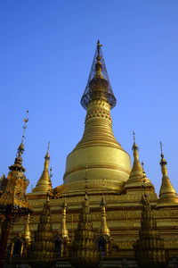 在缅甸的 Shwesandaw 宝塔