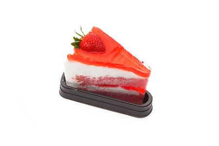 在白色背景上孤立的草莓蛋糕图片