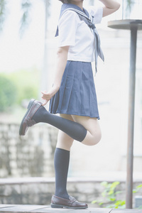 亚洲女学生穿校服