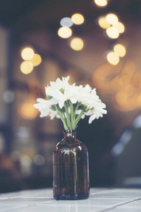 咖啡厅花瓶花