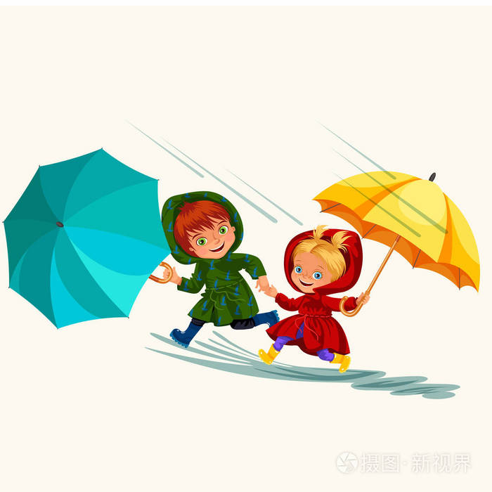 孩子们走在雨下的天空下带着雨伞雨滴滴入水坑雨中的男孩和女孩在防水