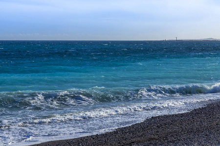 地中海上风景如画的海浪线图片