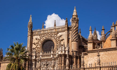 西班牙塞维利亚哥特式大教堂