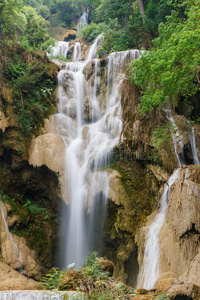 kouangxi瀑布
