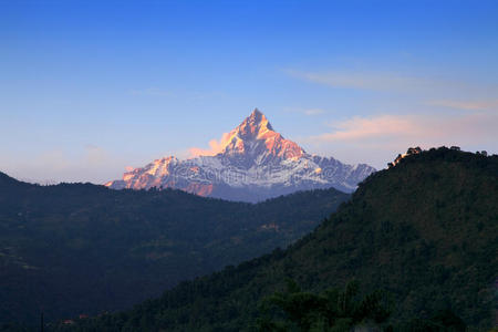 鱼尾山