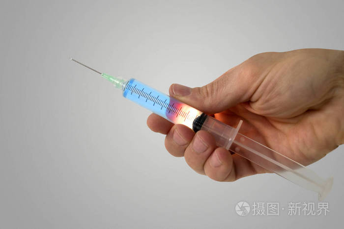 医疗注射器内发光药物