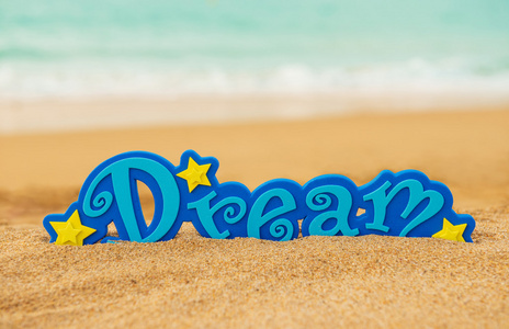 梦词在沙滩上