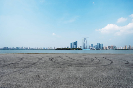 空路与现代城市