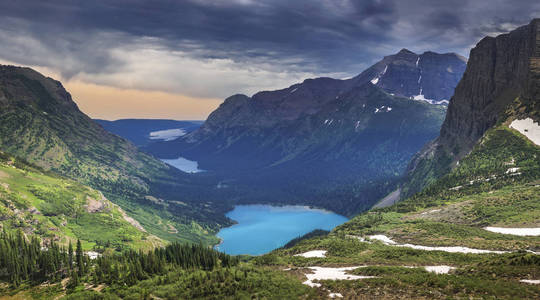 格林奈尔湖在冰川国家公园, 蒙大拿, 美国