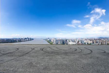 空路与现代城市