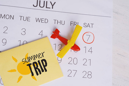 暑假日程表, 用玩具飞机。旅游旅游度假理念
