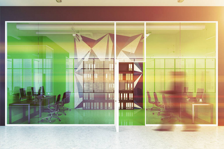 明亮的绿色现代办公室内部与几何墙壁样式和列计算机桌。玻璃墙和门。一个商人散步的大厅。3d 渲染模拟模糊