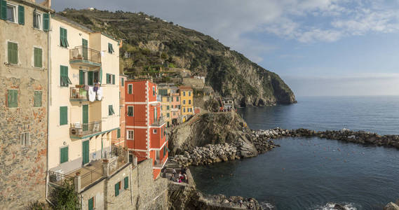 manarola，在意大利的五渔村渔村海岸上村