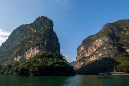 重庆巫山大宁河河三三峡峡谷图片