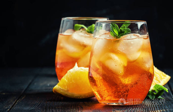 aperolspritz鸡尾酒