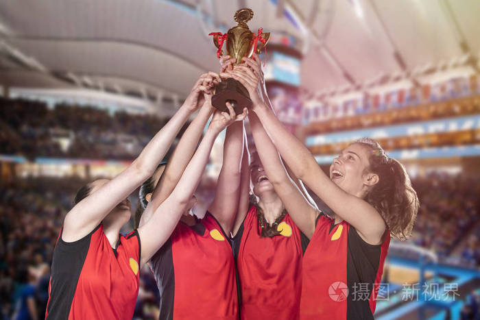女子排球运动员庆祝胜利和金牌
