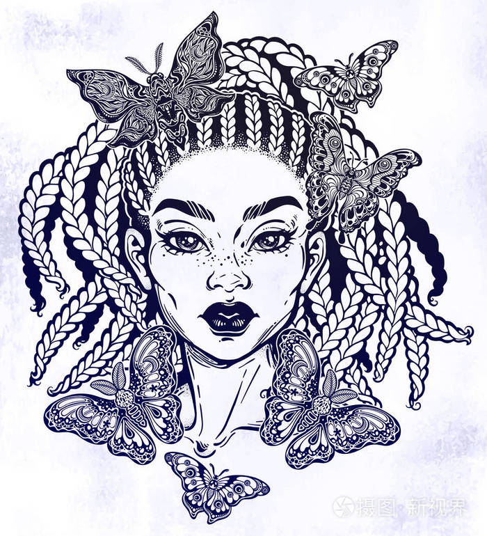 拉美裔拉丁或非洲裔美国美女与蛾和 butterefly