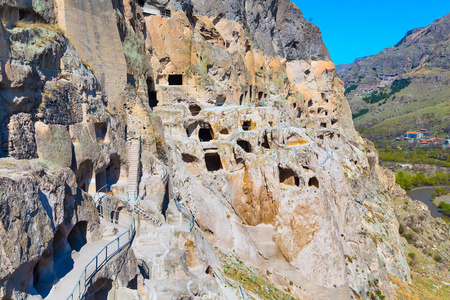 Vardzia 洞穴修道院和岩石，格鲁吉亚的城市