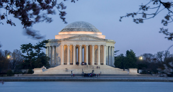 Thomas Jefferson 纪念馆 黄昏 国家广场，华盛顿特区