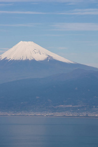 富士山和骏河湾冬季在静冈县。从伊豆市山 Daruyama