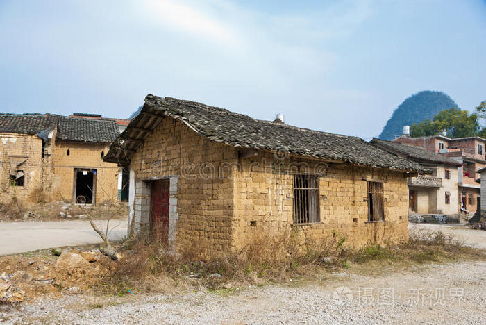 旧砖墙古石瓦旧石墙红砖墙砖房废墟与古橙砖墙石墙纹理关闭石头背景
