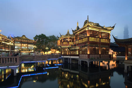 上海豫园夜景图片