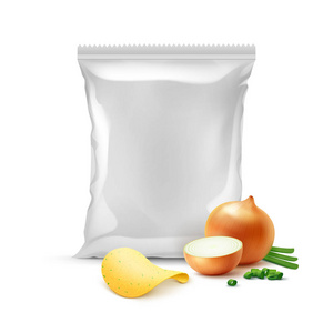 矢量马铃薯脆片洋葱与垂直密封空塑料铝箔袋包装设计密切了白色背景上的分离