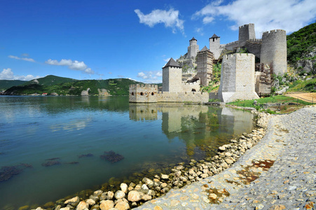 老中世纪设防 Golubac, 塞尔维亚