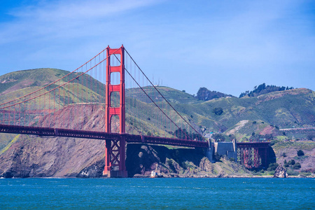 在美国加利福尼亚州旧金山的金门大桥
